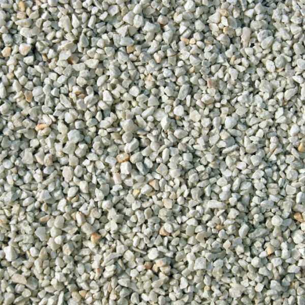 30110-Pflastersplitt-Hellbeige-2-4mm_Material-feucht-1