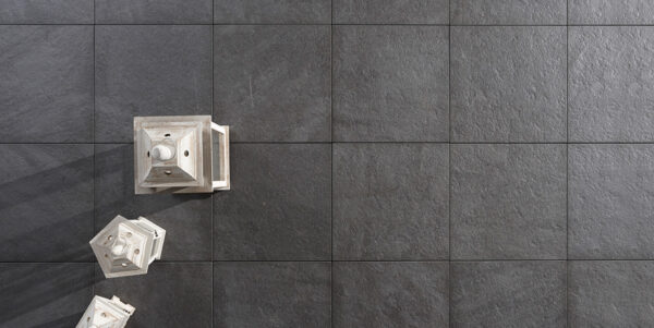 Keramikplatte 60 x 60 x 2 cm castello antrazyt 23,04 m2/Pal. - 1.050 kg