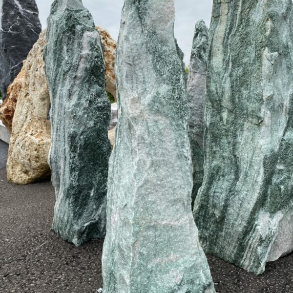 Monolith Artic Green smaragdgrün Größe H 85 x B 20 x B 25