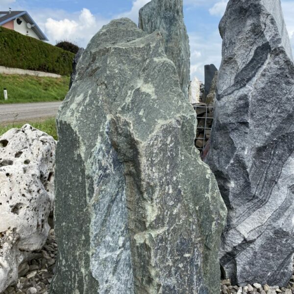 Monolith Verde Alpi Größe H 90 x B 50 x B 25
