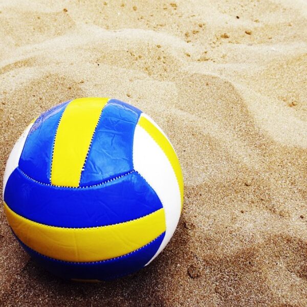 Beachvolleysand feucht
