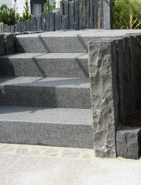 Blockstufe 100 x 35 x 15 cm granit anthrazit grau – Bild 2