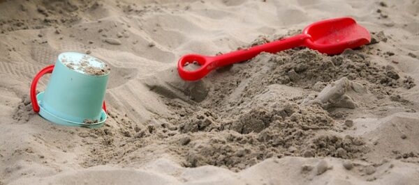 Kinderspielsand beach verpackt in PE-Säcke 25 kg – Bild 2