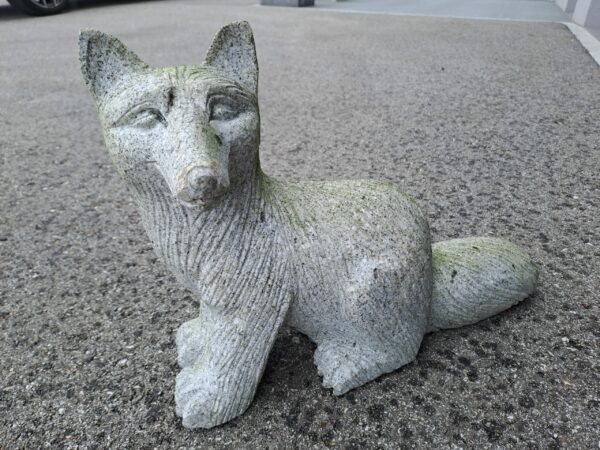 Fuchs aus Granit - 40 cm Höhe 40 cm