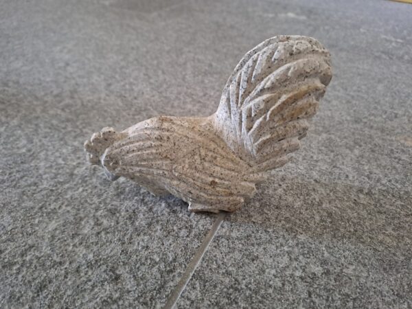 Huhn aus Granit - 15 cm Länge 15 cm