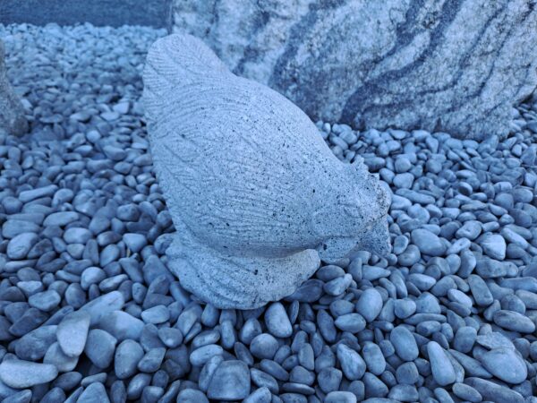 Huhn aus Granit - 30 cm Länge 30 cm