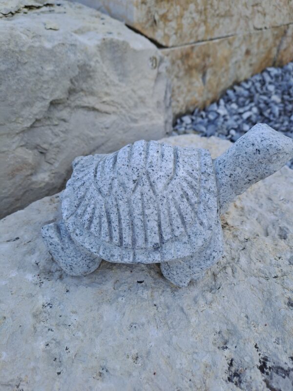 Schildkröte aus Granit -  15 cm Länge 15 cm