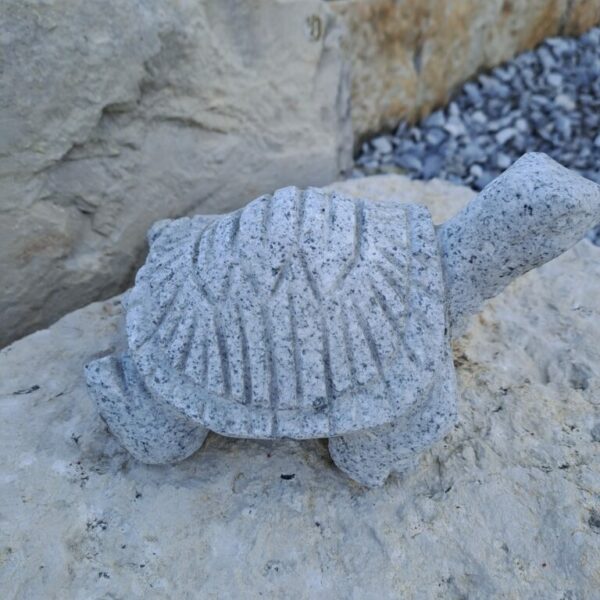 Schildkröte aus Granit -  15 cm Länge 15 cm
